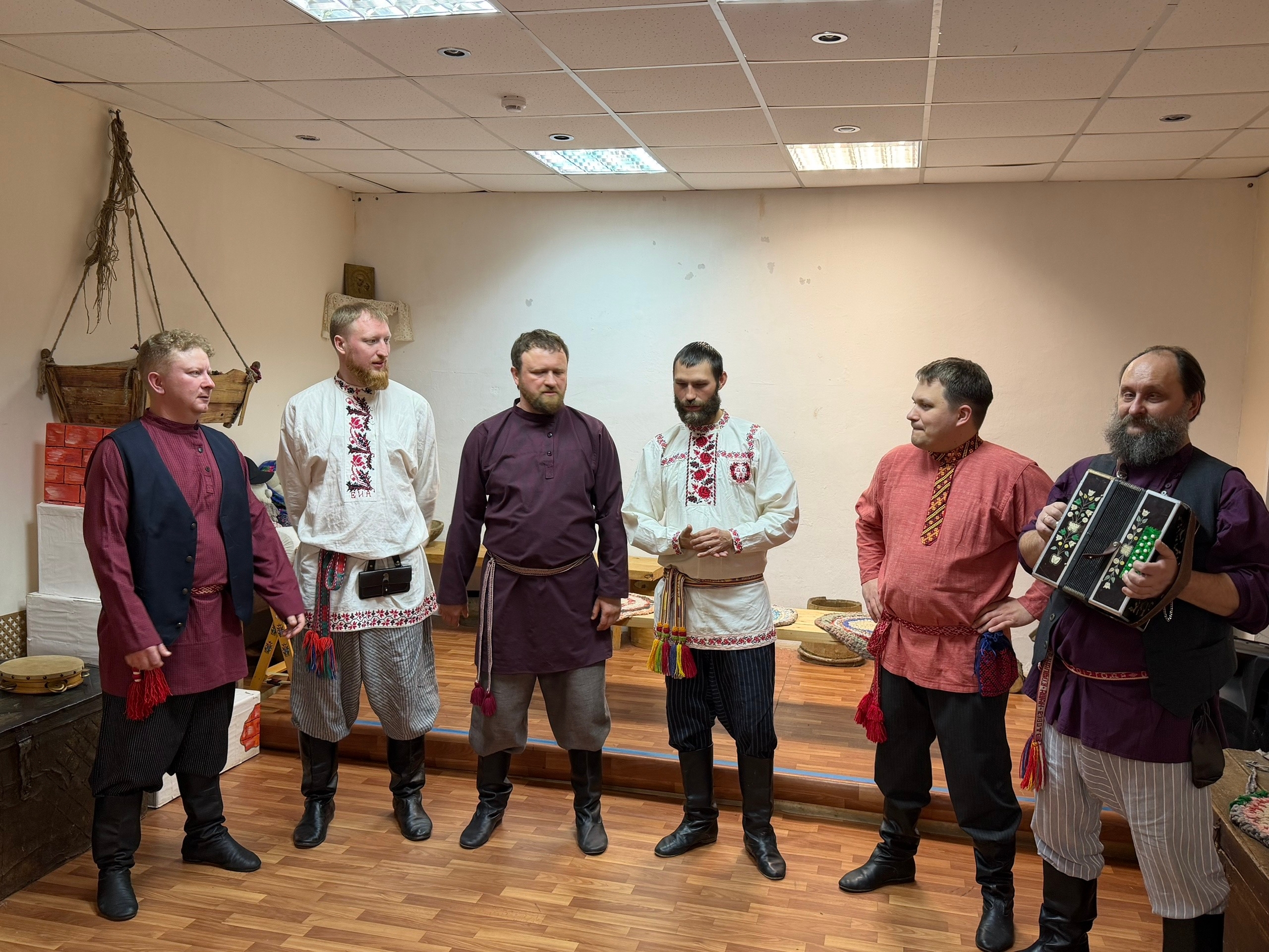 Встреча с ансамблями «Оглобля» и «Лагвица» в рамках проекта «Родники. Истоки»